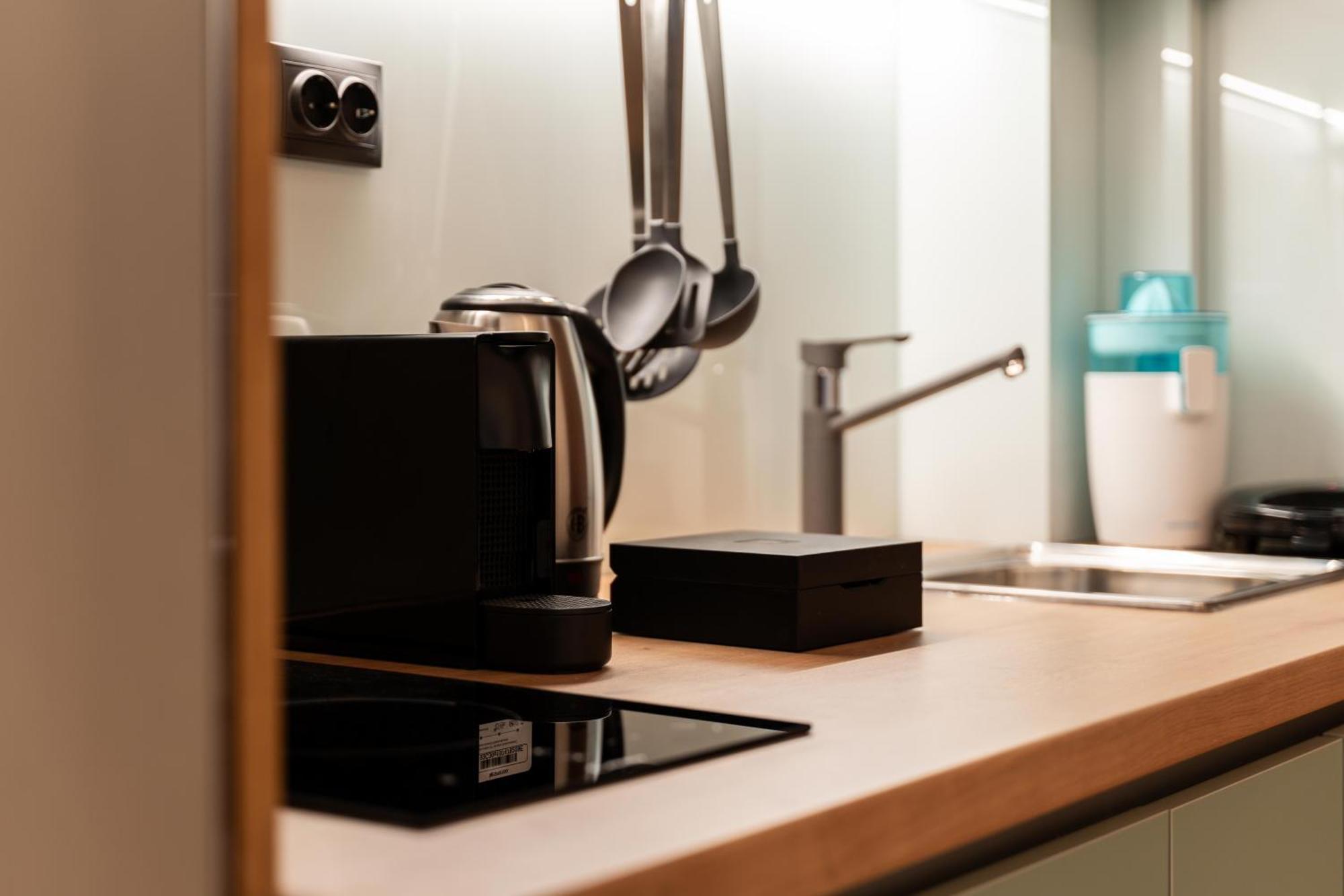 Apartamento Luxury Bauhaus Atenas Exterior foto