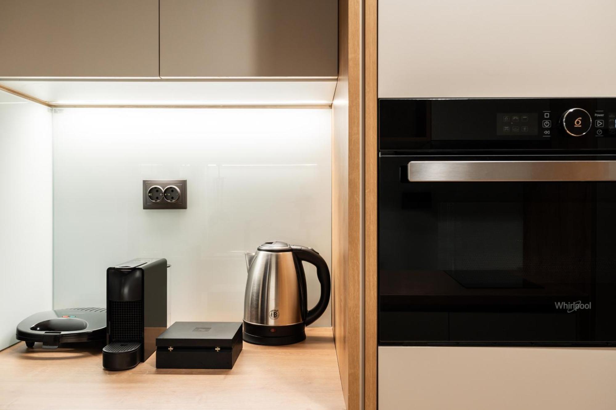 Apartamento Luxury Bauhaus Atenas Exterior foto